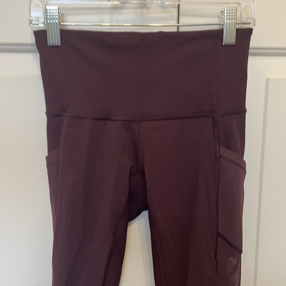 Lululemon leggings - Picture 6 of 7